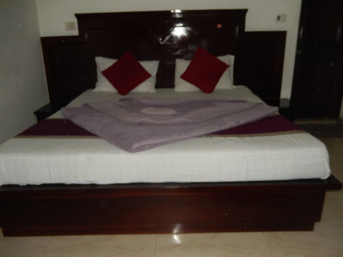 White House Tourist Lodge Neu-Delhi Exterior foto